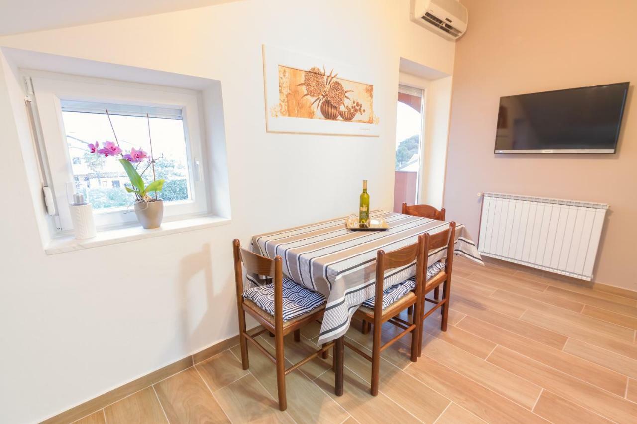 Apartments Mirjana Novigrad Istria Dış mekan fotoğraf